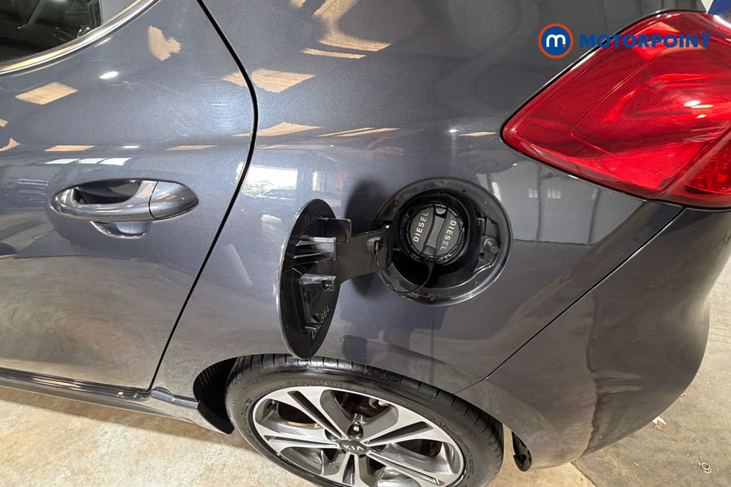 KIA Ceed Gt-Line Manual Diesel Hatchback - Stock Number (1646590) - 41st supplementary image
