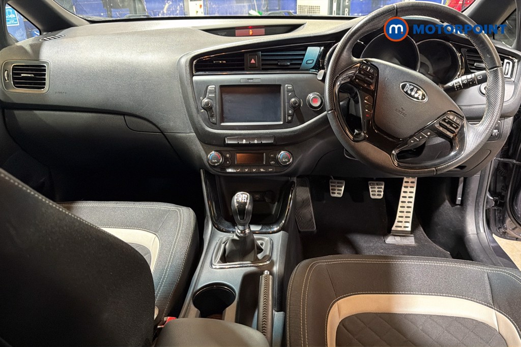 KIA Ceed Gt-Line Manual Diesel Hatchback - Stock Number (1646590) - 1st supplementary image