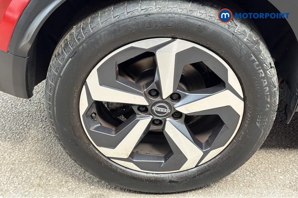 Nissan Qashqai N-Connecta Manual Petrol SUV - Stock Number (1646615) - 46th supplementary image