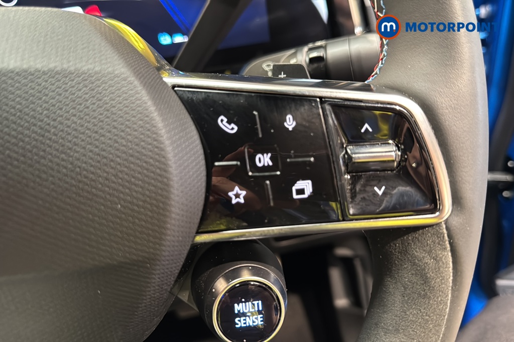 Renault Rafale Techno Esprit Alpine Automatic Petrol-Electric Hybrid SUV - Stock Number (1646931) - 3rd supplementary image