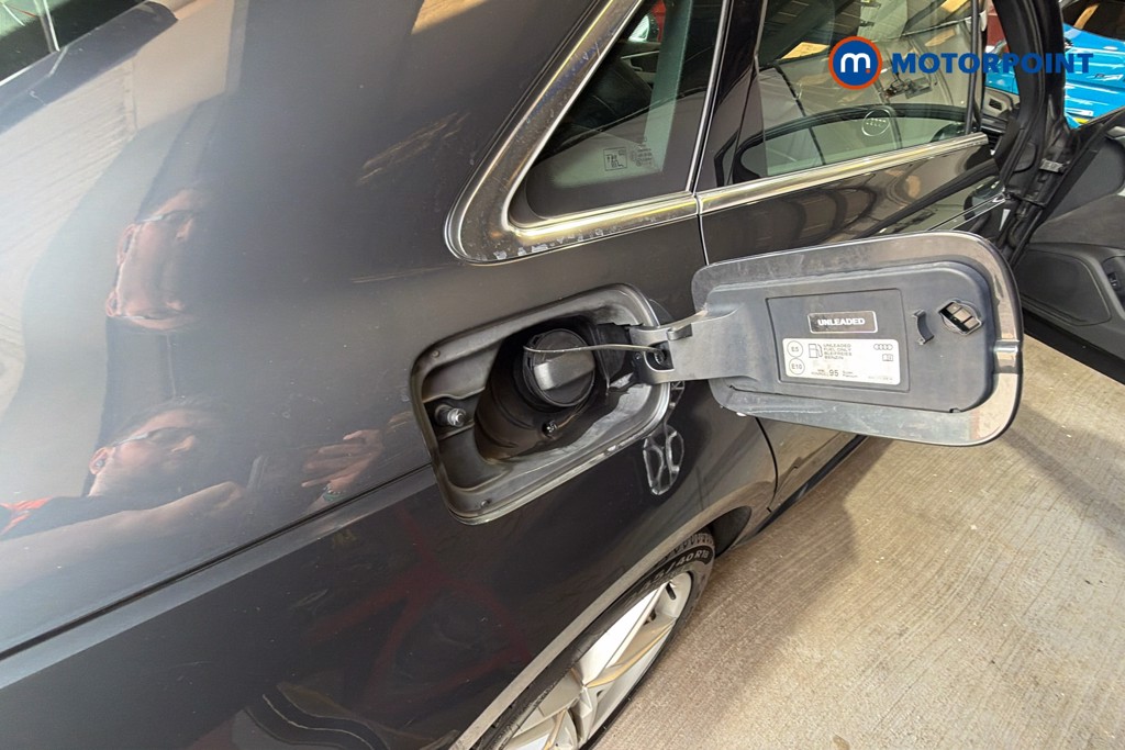 Audi A4 S Line Automatic Petrol Saloon - Stock Number (1647015) - 41st supplementary image