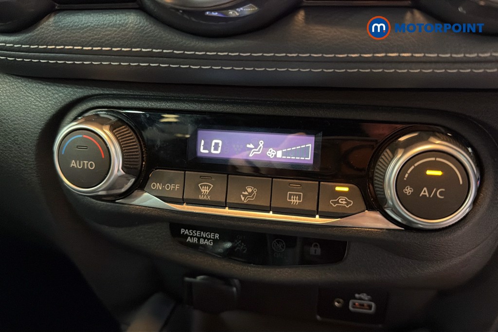 Nissan Juke N-Connecta Automatic Petrol SUV - Stock Number (1647052) - 12th supplementary image