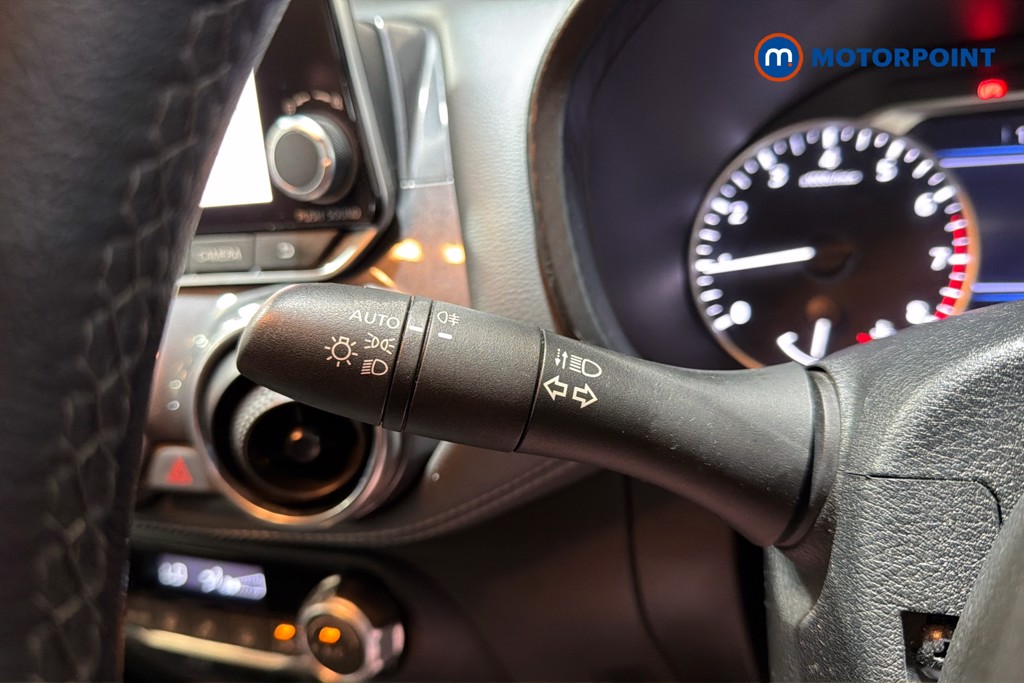 Nissan Juke N-Connecta Automatic Petrol SUV - Stock Number (1647052) - 18th supplementary image