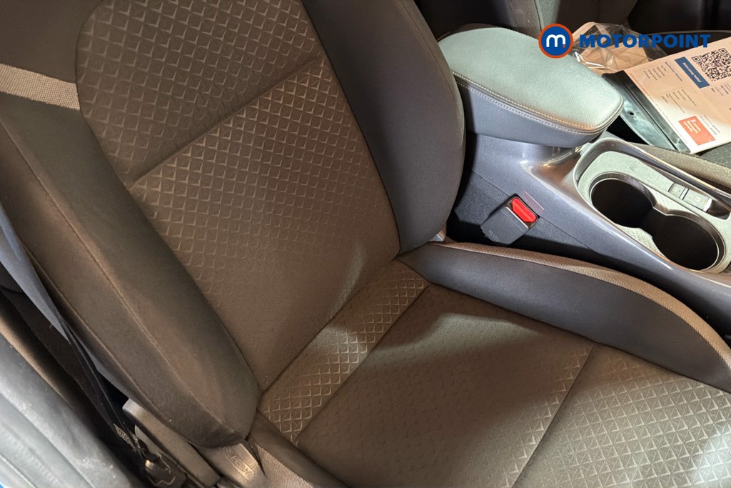 Nissan Juke N-Connecta Automatic Petrol SUV - Stock Number (1647052) - 22nd supplementary image