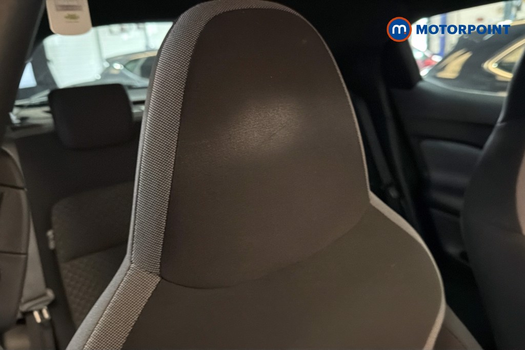 Nissan Juke N-Connecta Automatic Petrol SUV - Stock Number (1647052) - 23rd supplementary image