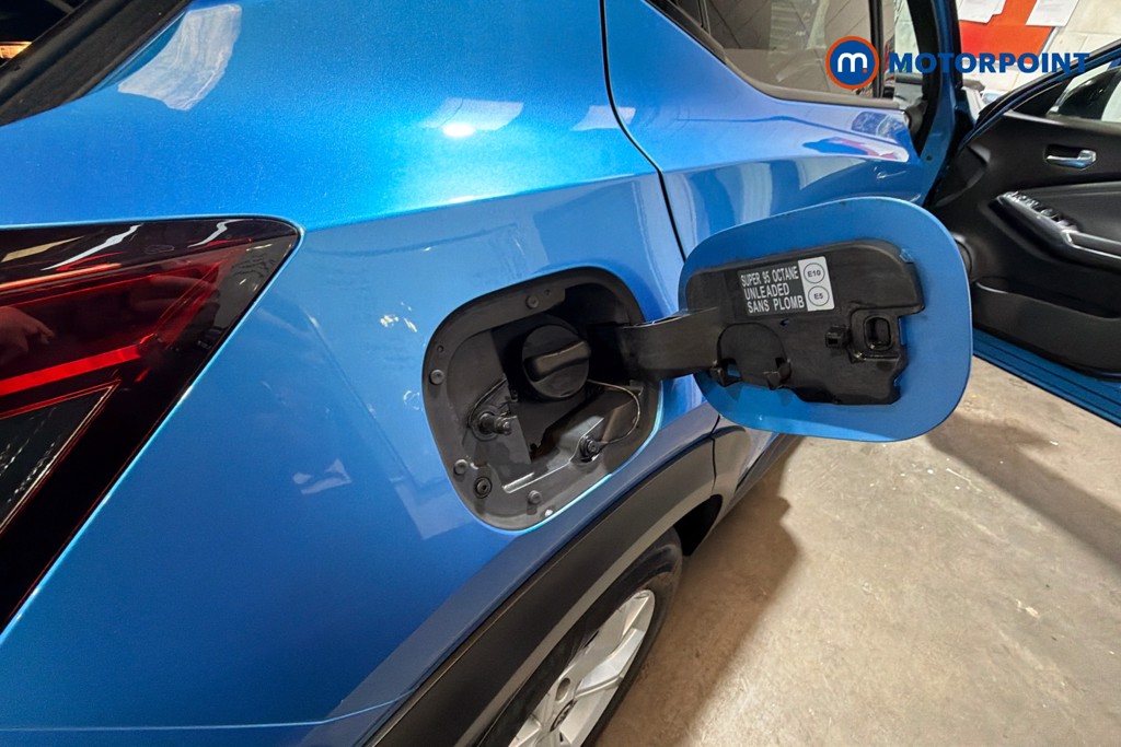 Nissan Juke N-Connecta Automatic Petrol SUV - Stock Number (1647052) - 41st supplementary image