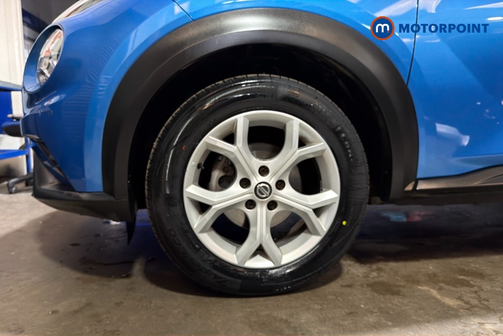 Nissan Juke N-Connecta Automatic Petrol SUV - Stock Number (1647052) - 47th supplementary image
