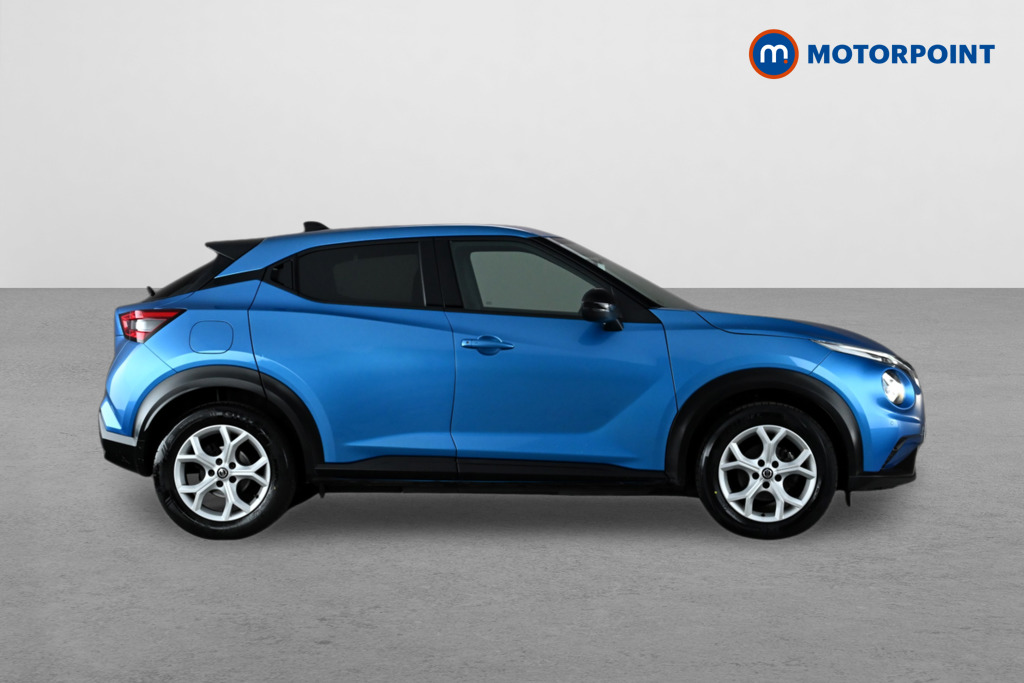 Nissan Juke N-Connecta Automatic Petrol SUV - Stock Number (1647052) - Drivers side