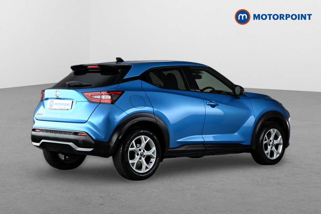 Nissan Juke N-Connecta Automatic Petrol SUV - Stock Number (1647052) - Drivers side rear corner