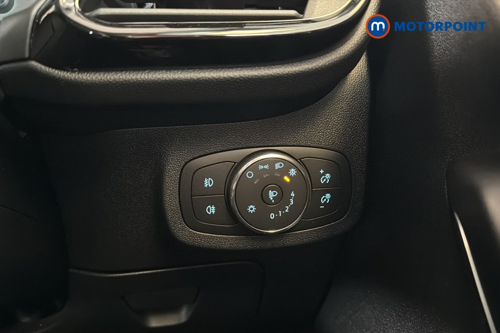 Ford Fiesta Titanium Automatic Petrol Hatchback - Stock Number (1647125) - 11th supplementary image