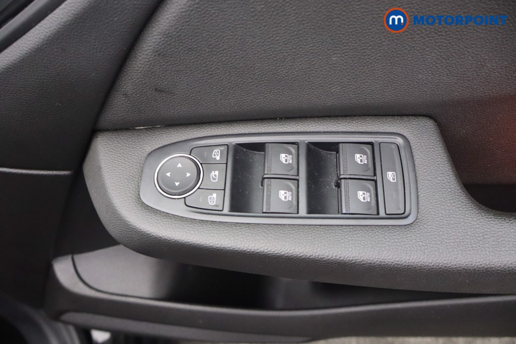 Renault Clio Lutecia Se Manual Petrol Hatchback - Stock Number (1648113) - 11th supplementary image