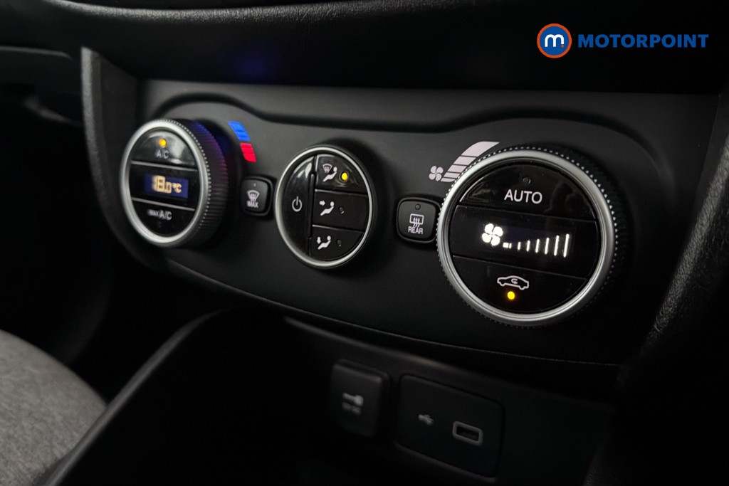 Fiat Tipo Cross 1.0 5Dr Manual Petrol Hatchback - Stock Number (1648989) - 12th supplementary image