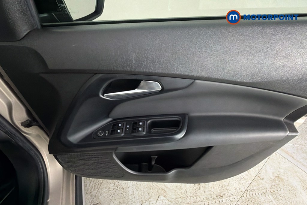 Fiat Tipo Cross 1.0 5Dr Manual Petrol Hatchback - Stock Number (1648989) - 19th supplementary image