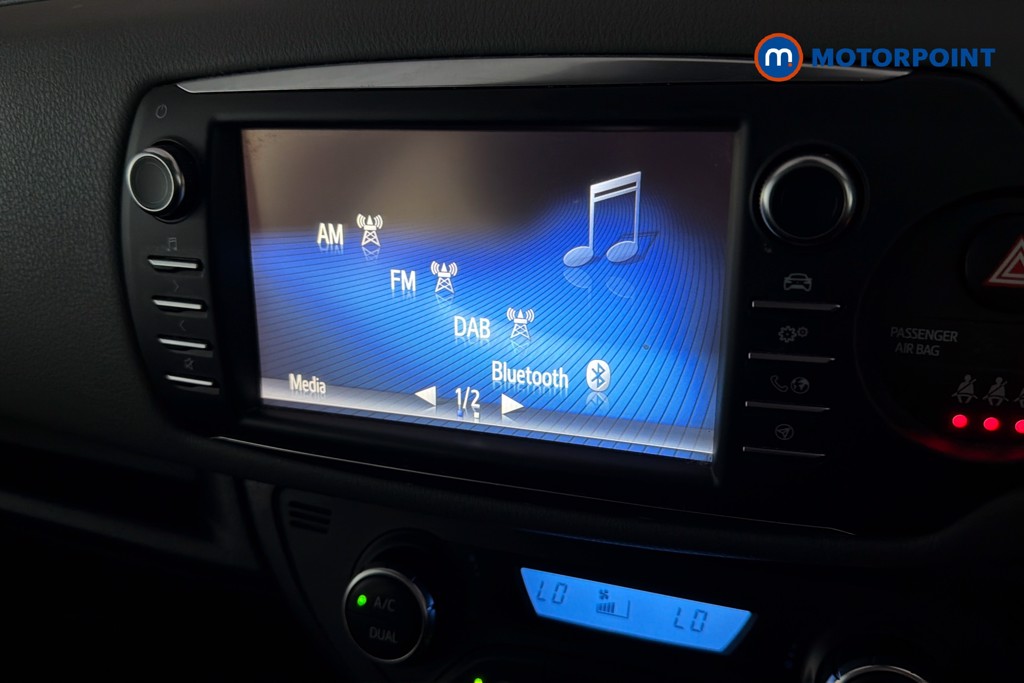 Toyota Yaris Icon Automatic Petrol-Electric Hybrid Hatchback - Stock Number (1649140) - 9th supplementary image