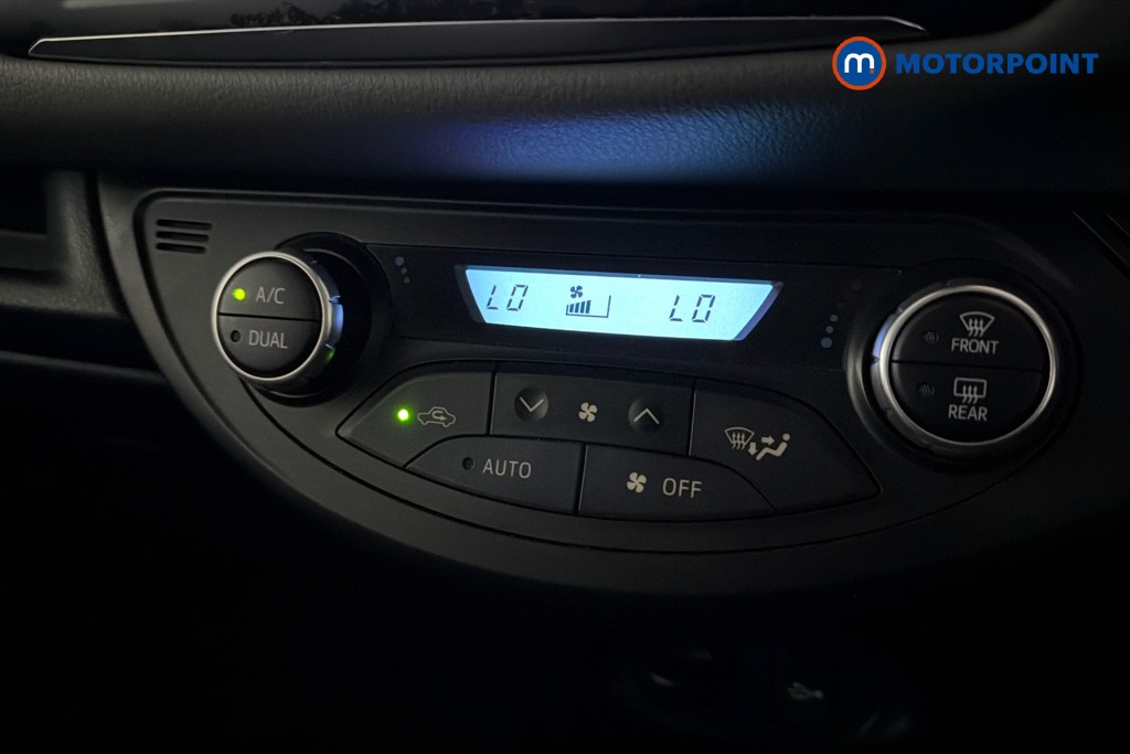 Toyota Yaris Icon Automatic Petrol-Electric Hybrid Hatchback - Stock Number (1649140) - 12th supplementary image