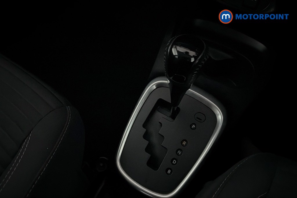 Toyota Yaris Icon Automatic Petrol-Electric Hybrid Hatchback - Stock Number (1649140) - 15th supplementary image