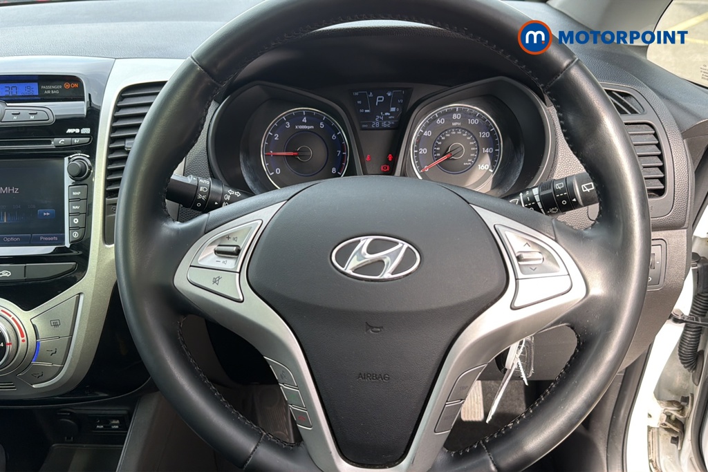 Hyundai Ix20 Premium Nav Automatic Petrol People Carrier - Stock Number (1649245) - 2nd supplementary image