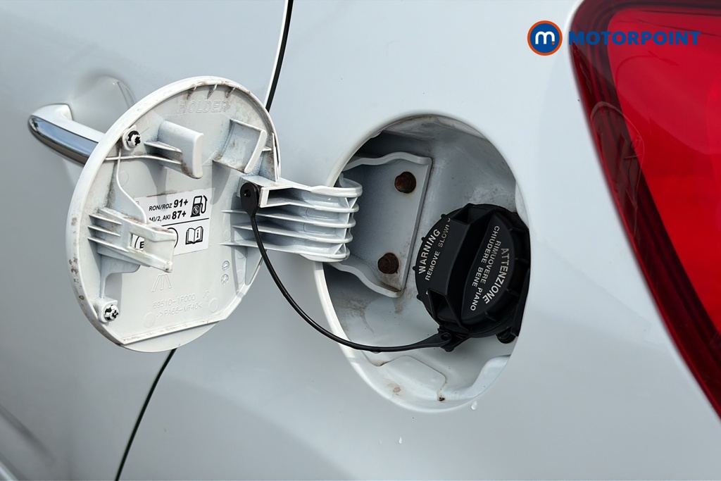 Hyundai Ix20 Premium Nav Automatic Petrol People Carrier - Stock Number (1649245) - 41st supplementary image