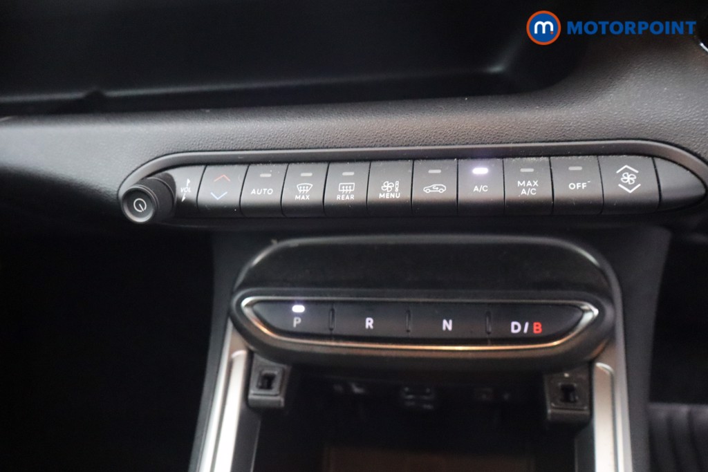 Jeep Avenger Summit Automatic Electric SUV - Stock Number (1649608) - 18th supplementary image