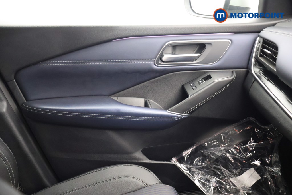 Nissan Qashqai Tekna Automatic Petrol-Electric Hybrid SUV - Stock Number (1649619) - 11th supplementary image