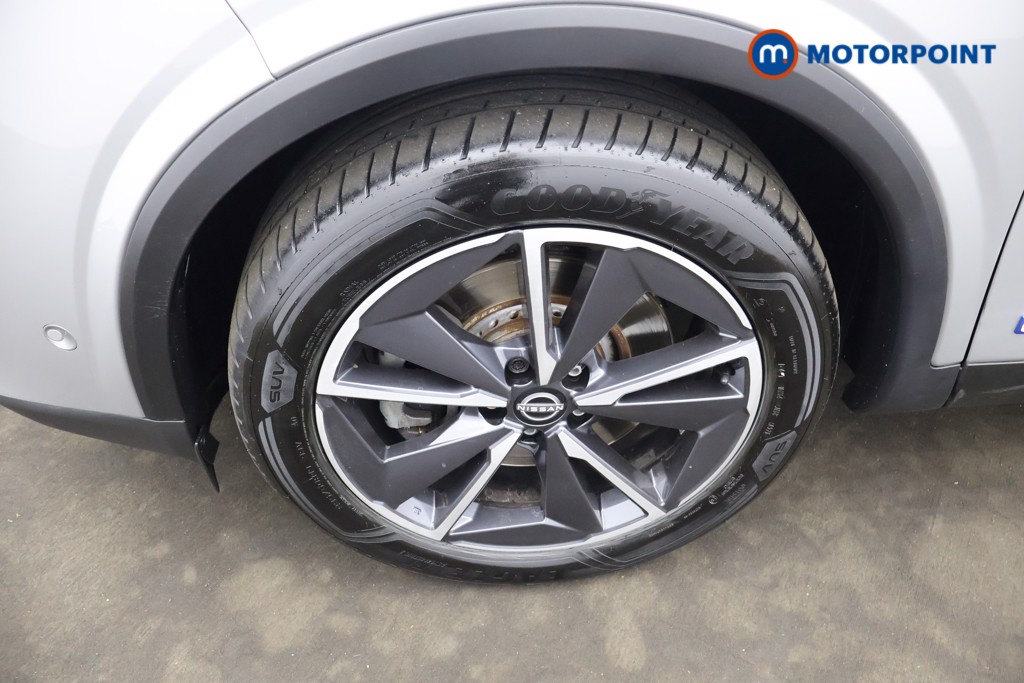Nissan Qashqai Tekna Automatic Petrol-Electric Hybrid SUV - Stock Number (1649619) - 1st supplementary image