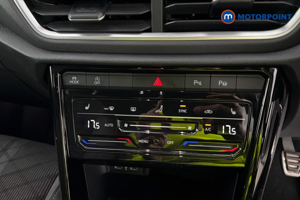 Volkswagen T-Roc R-Line Manual Petrol SUV - Stock Number (1649712) - 12th supplementary image