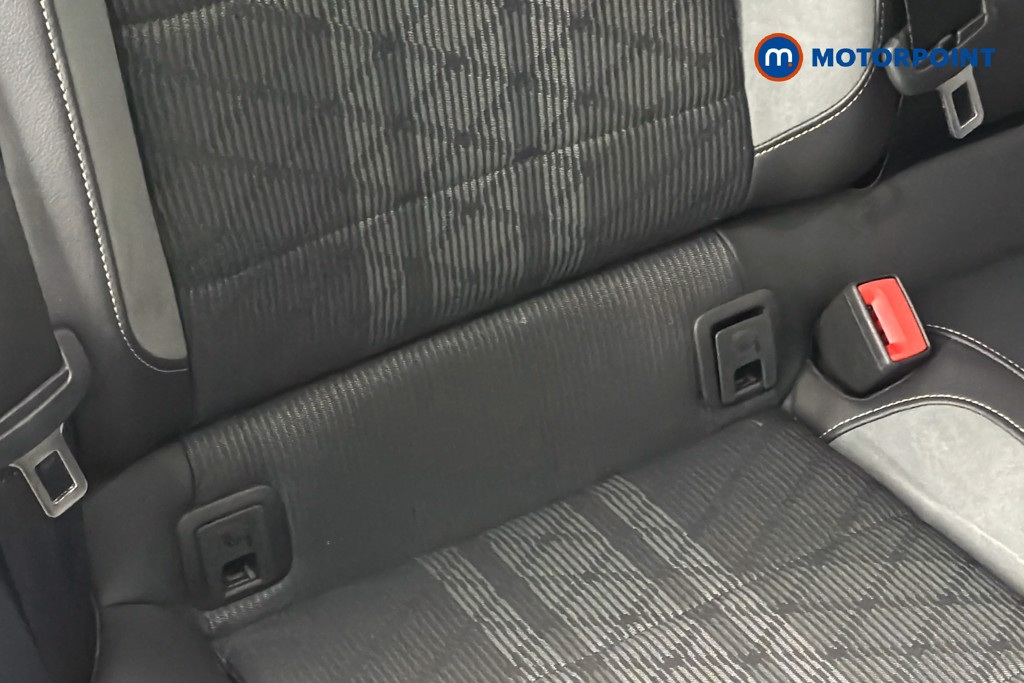 Volkswagen T-Roc R-Line Manual Petrol SUV - Stock Number (1649712) - 29th supplementary image