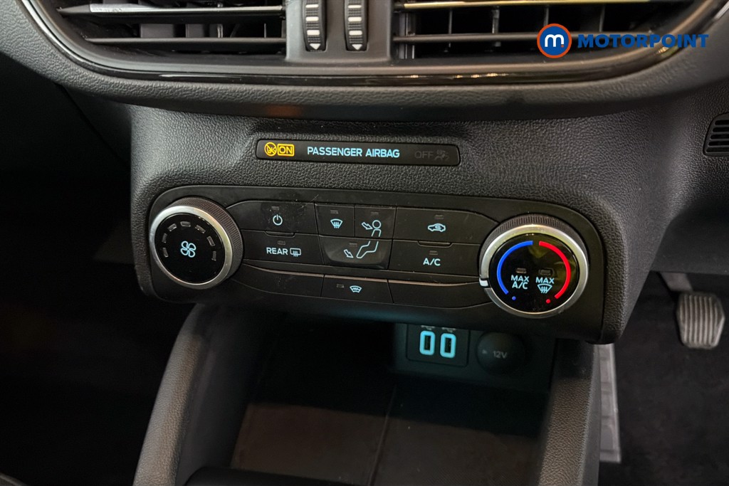 Ford Focus St-Line Edition Manual Petrol Hatchback - Stock Number (1649795) - 12th supplementary image
