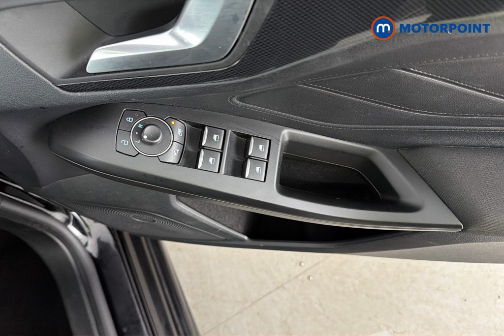 Ford Focus St-Line Edition Manual Petrol Hatchback - Stock Number (1649795) - 20th supplementary image