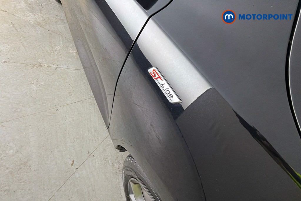 Ford Focus St-Line Edition Manual Petrol Hatchback - Stock Number (1649795) - 46th supplementary image