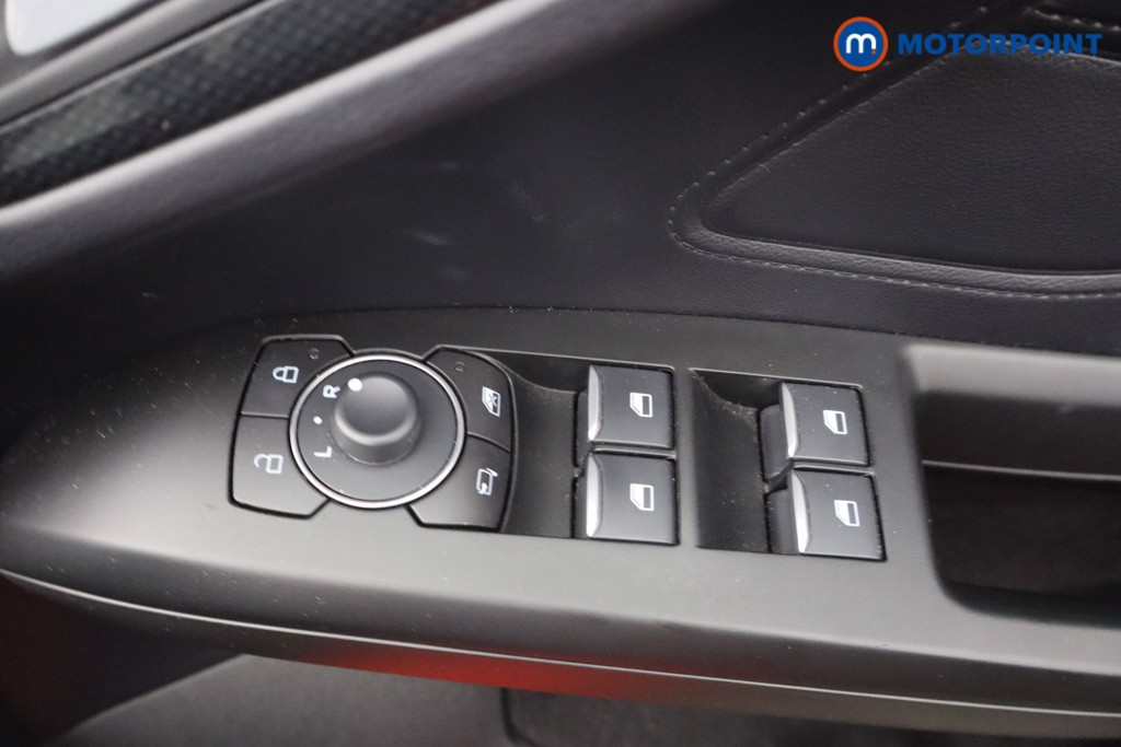 Ford Focus St-Line Manual Petrol Hatchback - Stock Number (1650343) - 12th supplementary image