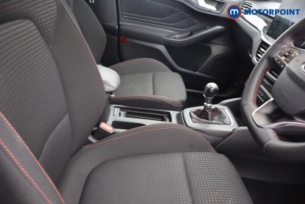 Ford Focus St-Line Manual Petrol Hatchback - Stock Number (1650343) - 13th supplementary image