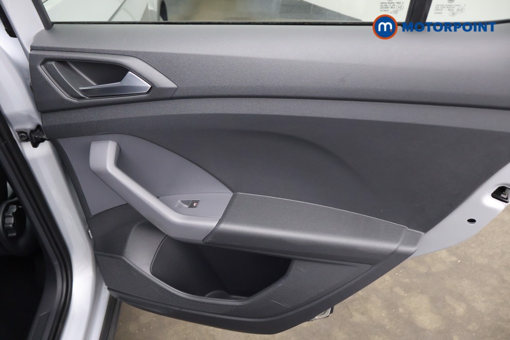 Volkswagen T-Cross SEL Automatic Petrol SUV - Stock Number (1650365) - 17th supplementary image