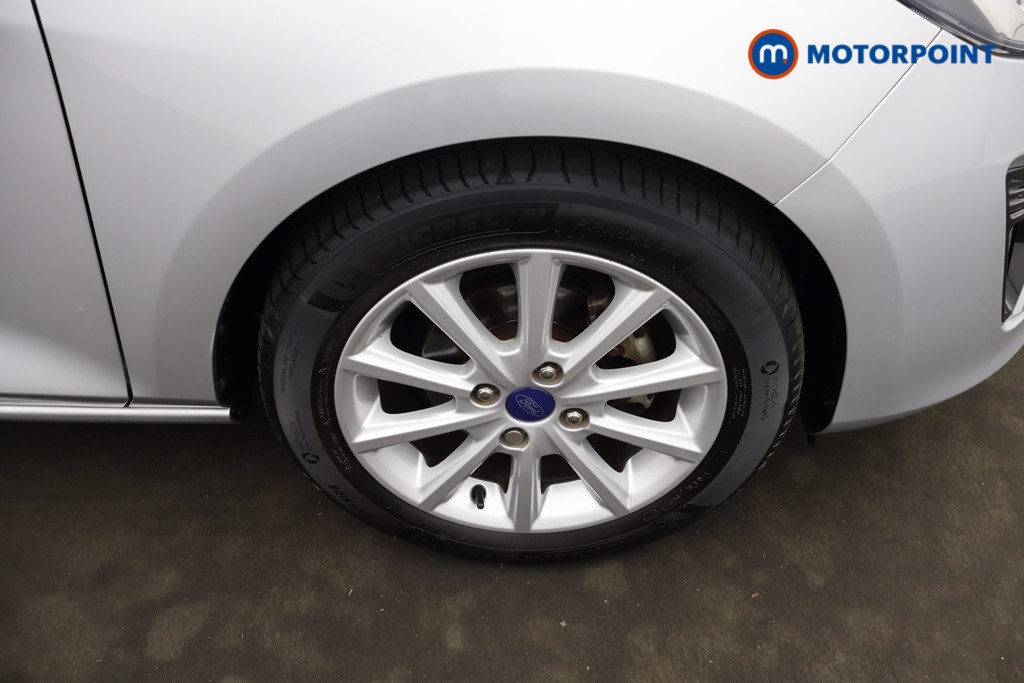Ford Fiesta Titanium Manual Petrol Hatchback - Stock Number (1650622) - 4th supplementary image