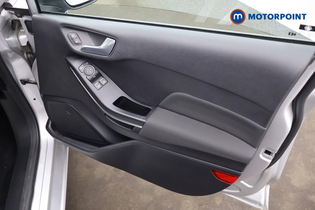 Ford Fiesta Titanium Manual Petrol Hatchback - Stock Number (1650622) - 14th supplementary image