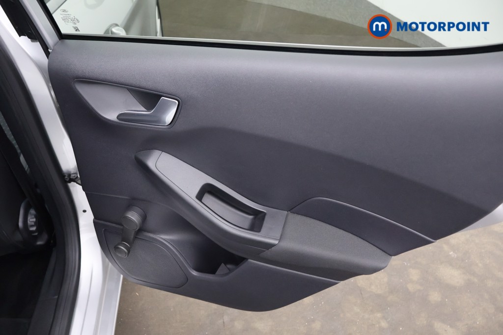 Ford Fiesta Titanium Manual Petrol Hatchback - Stock Number (1650622) - 17th supplementary image