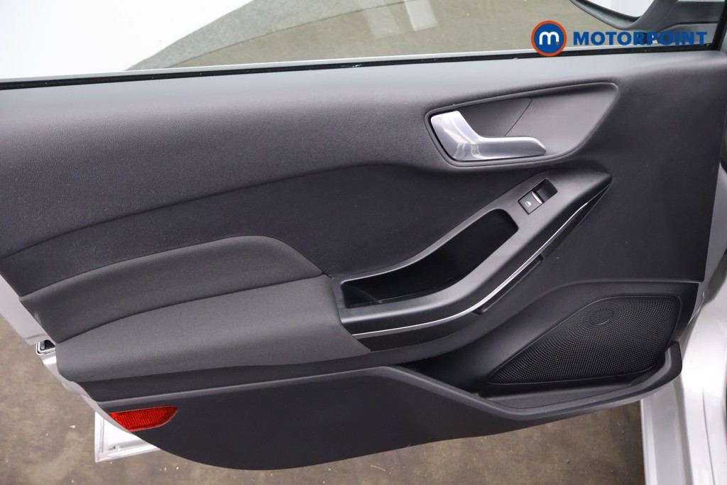 Ford Fiesta Titanium Manual Petrol Hatchback - Stock Number (1650622) - 22nd supplementary image