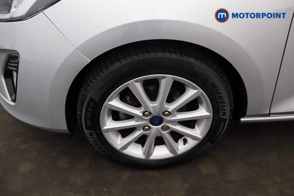Ford Fiesta Titanium Manual Petrol Hatchback - Stock Number (1650622) - 1st supplementary image