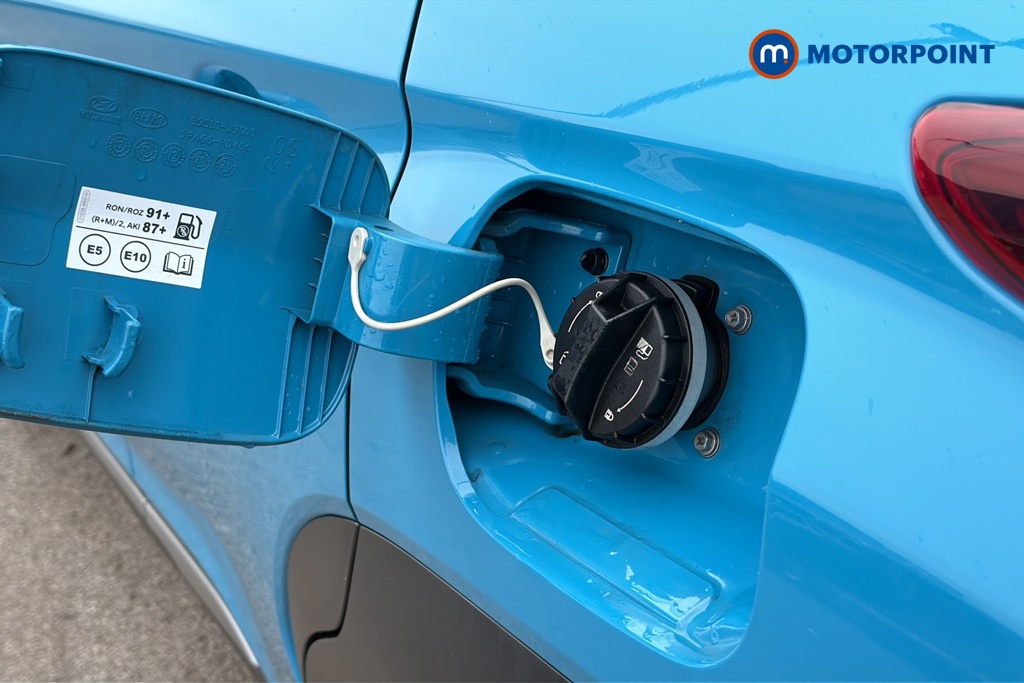 Hyundai Kona Ultimate Automatic Petrol-Electric Hybrid SUV - Stock Number (1650630) - 41st supplementary image
