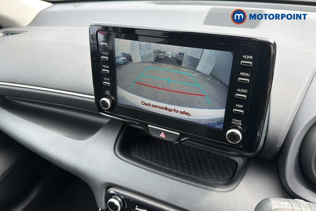 Toyota Yaris Design Automatic Petrol-Electric Hybrid Hatchback - Stock Number (1650686) - 13th supplementary image