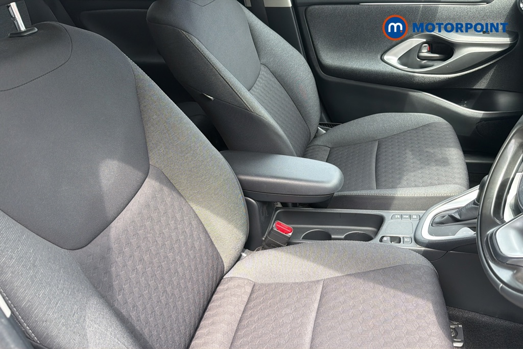 Toyota Yaris Design Automatic Petrol-Electric Hybrid Hatchback - Stock Number (1650686) - 22nd supplementary image