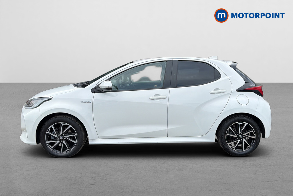 Toyota Yaris Design Automatic Petrol-Electric Hybrid Hatchback - Stock Number (1650686) - Drivers side
