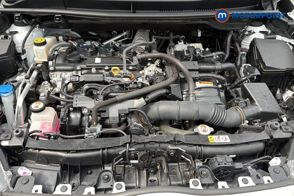 Toyota Yaris Design Automatic Petrol-Electric Hybrid Hatchback - Stock Number (1650686) - 48th supplementary image