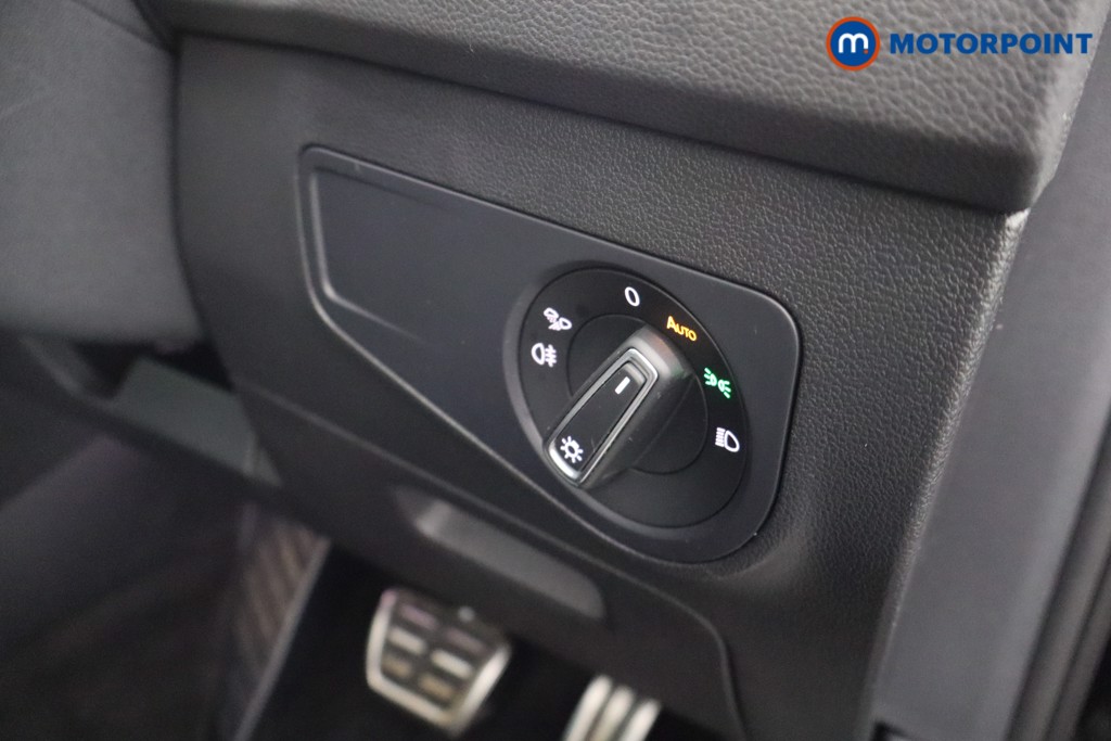 Volkswagen Tiguan R-Line Automatic Petrol SUV - Stock Number (1650748) - 13th supplementary image