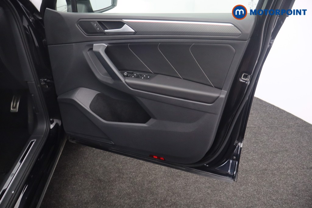 Volkswagen Tiguan R-Line Automatic Petrol SUV - Stock Number (1650748) - 14th supplementary image