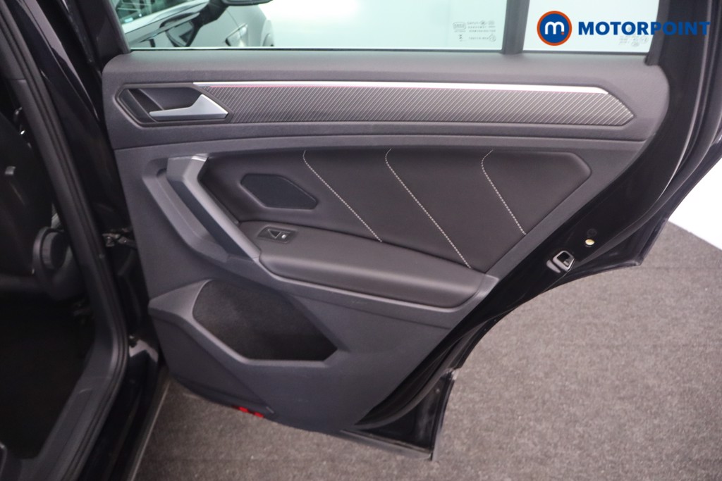 Volkswagen Tiguan R-Line Automatic Petrol SUV - Stock Number (1650748) - 20th supplementary image
