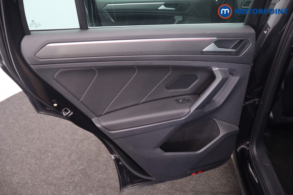 Volkswagen Tiguan R-Line Automatic Petrol SUV - Stock Number (1650748) - 24th supplementary image