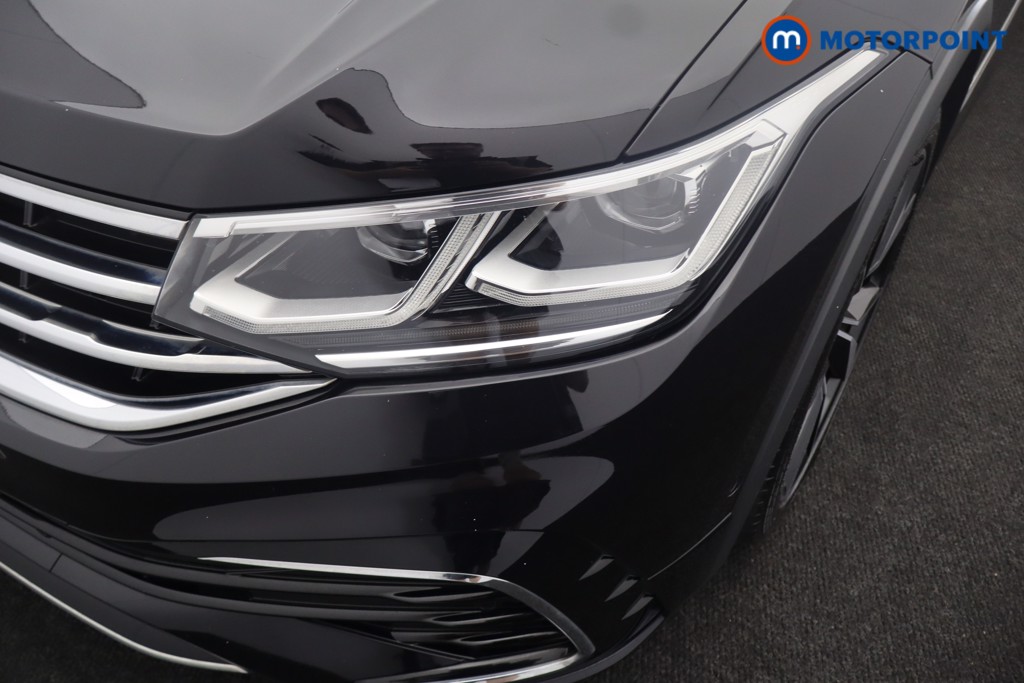 Volkswagen Tiguan R-Line Automatic Petrol SUV - Stock Number (1650748) - 34th supplementary image
