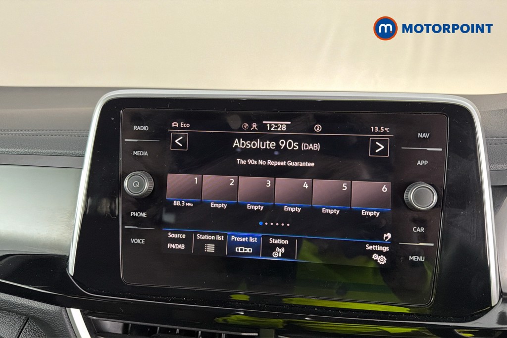Volkswagen T-Roc R-Line Manual Petrol SUV - Stock Number (1650760) - 9th supplementary image