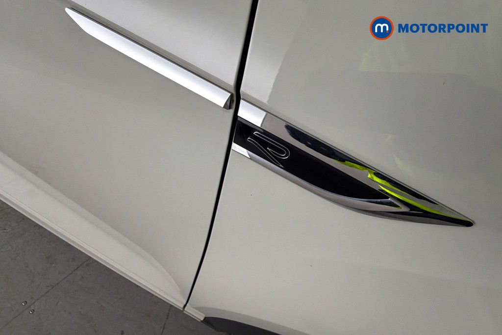 Volkswagen T-Roc R-Line Manual Petrol SUV - Stock Number (1650760) - 46th supplementary image